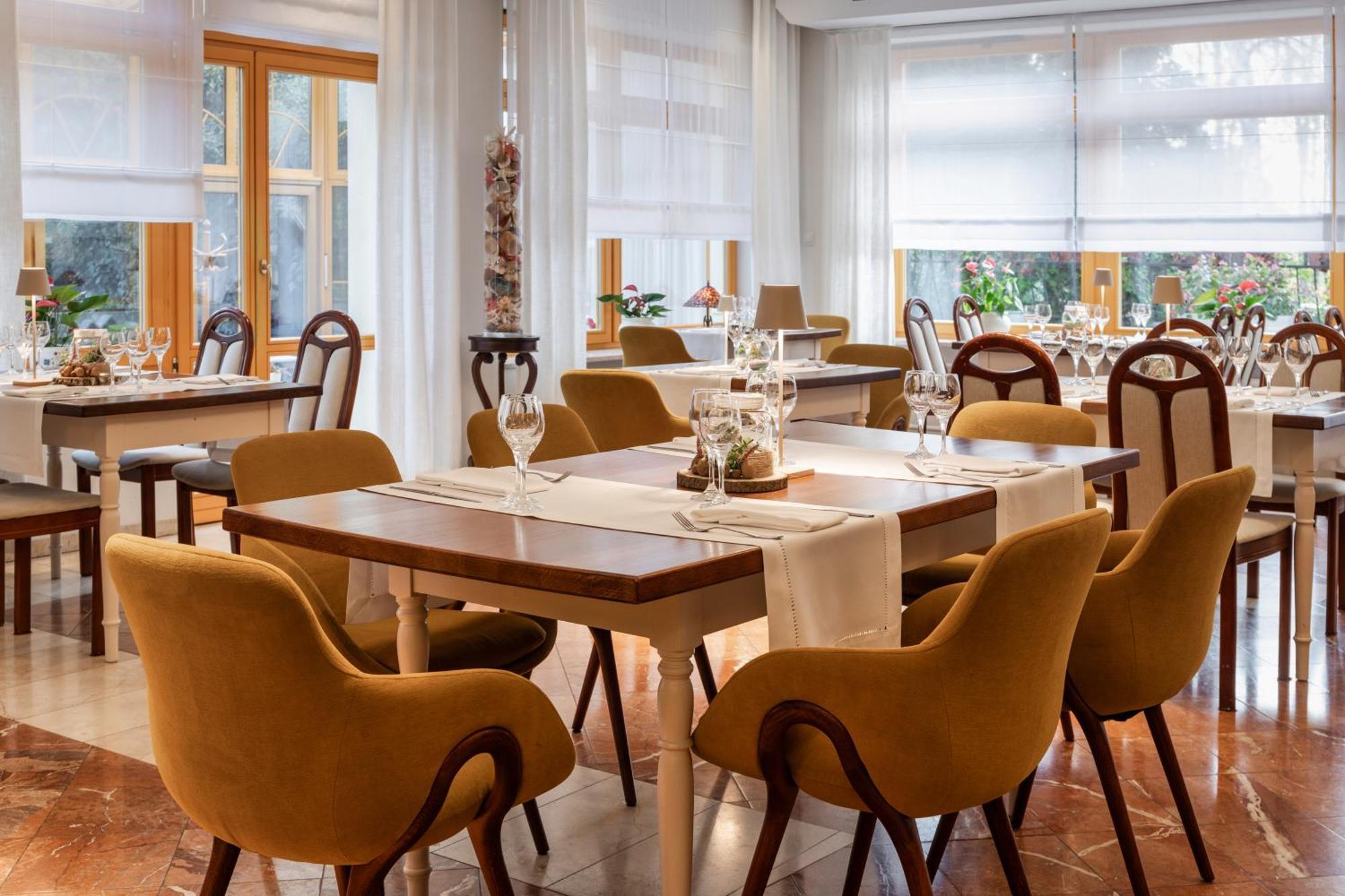 Hotel Bartan Gdansk Seaside Ngoại thất bức ảnh